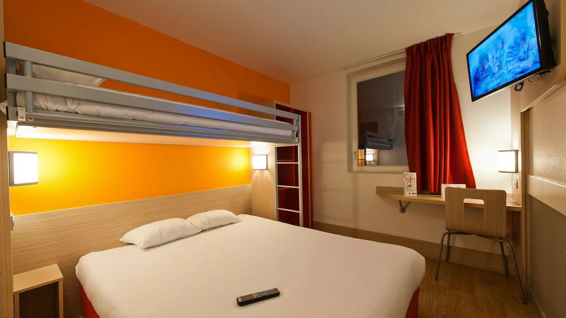 Hôtel Première Classe Bourg-en-Bresse - Montagnat - AINTEREXPO 2*,